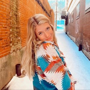 Meet your Posher, Alaina